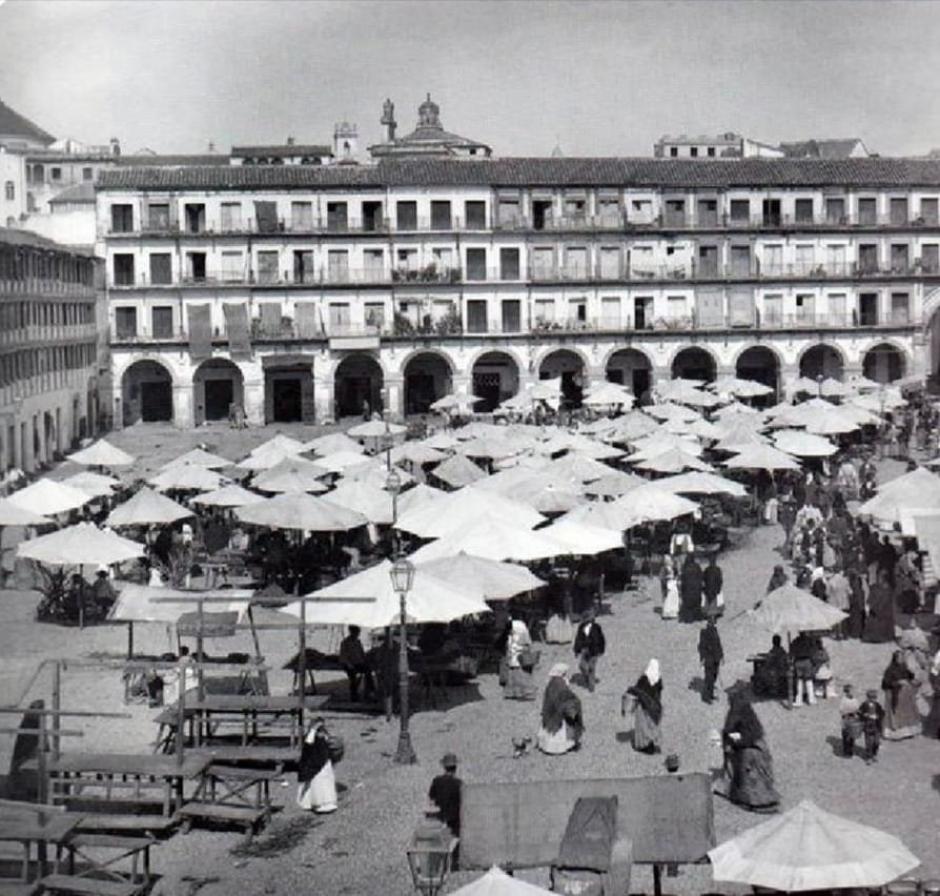 Mercado de la Corredera en el siglo XIX