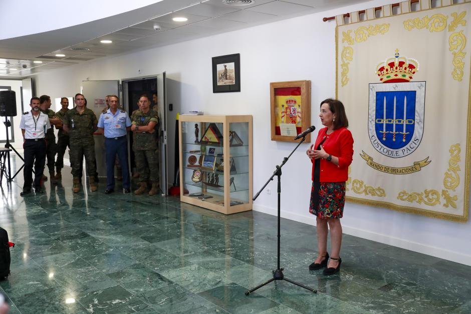 La ministra Robles durante su visita al Mando de Operaciones