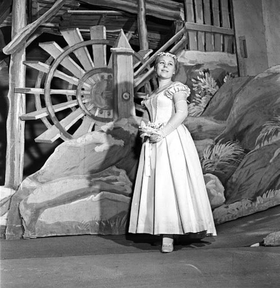 Renata Scotto en el papel protagonista de 'La sonámbula' en 1957