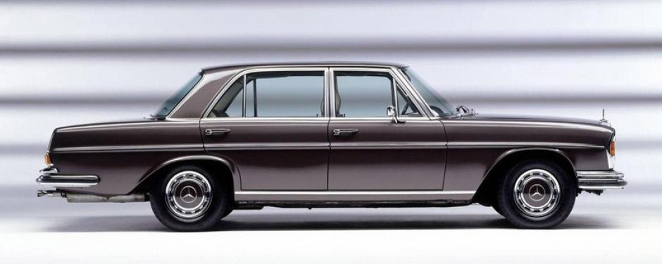 En los 70 Mercedes lazó una versión diésel de su lujoso Clase S que llegó a los EE.UU