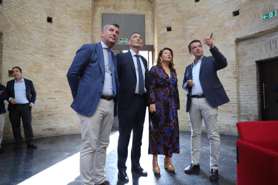 Carmen Crespo y José María Bellido, presentan el proyecto de abastecimiento del Cerrillo a Cerro Muriano.