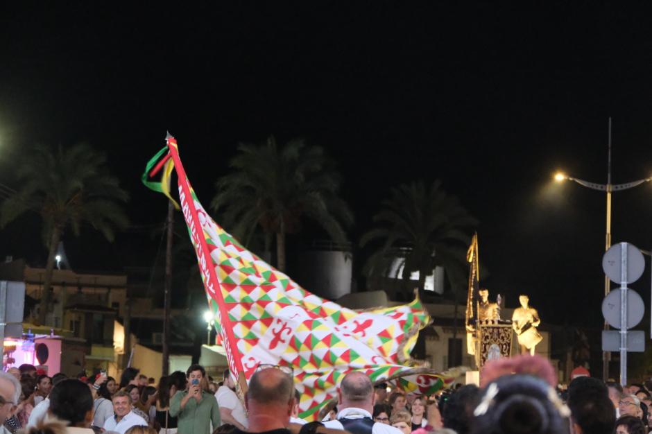 Monumento a la Bandera y el Tambor de la Virgen de la Sierra