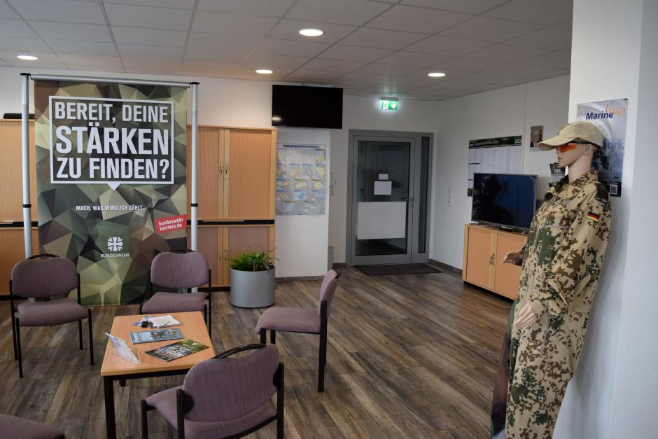 Centro de carrera de las Fuerzas Armadas alemanas Bundeswehr en Essen, Alemania occidental