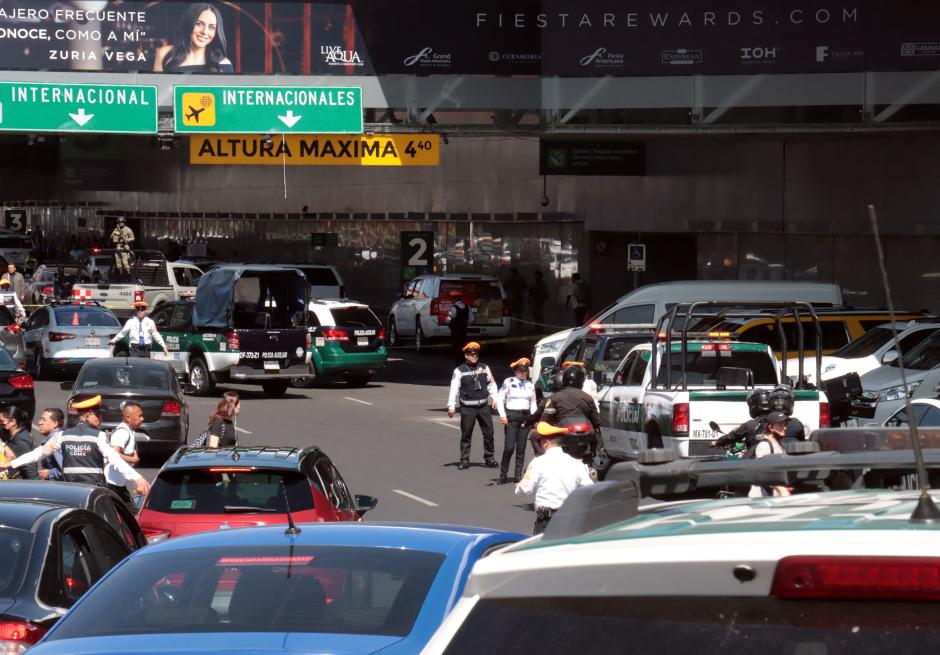 Dos Heridos Y Pánico Entre Los Pasajeros Tras Un Tiroteo En El Aeropuerto De La Ciudad De México