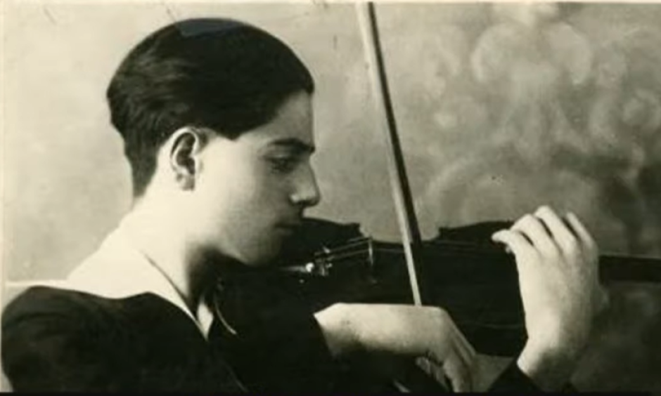 Franco Ferrara toca el violín de adolescente