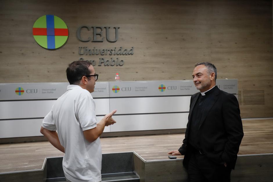 Jesús Sánchez Adalid, en su entrevista con el periodista de El Debate