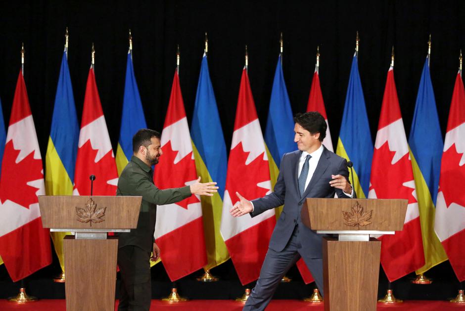 El primer ministro canadiense Justin Trudeau y el presidente Zelenski en Otawa
