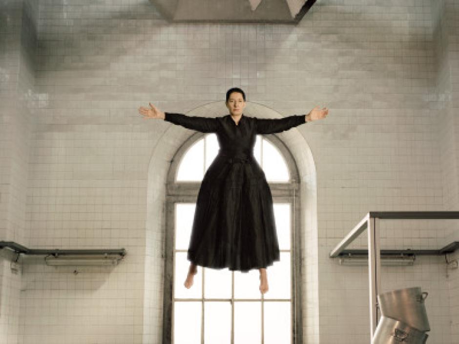 Una de las performances de Marina Abramovic que se podrán disfrutar en la Royal Academy de Londres