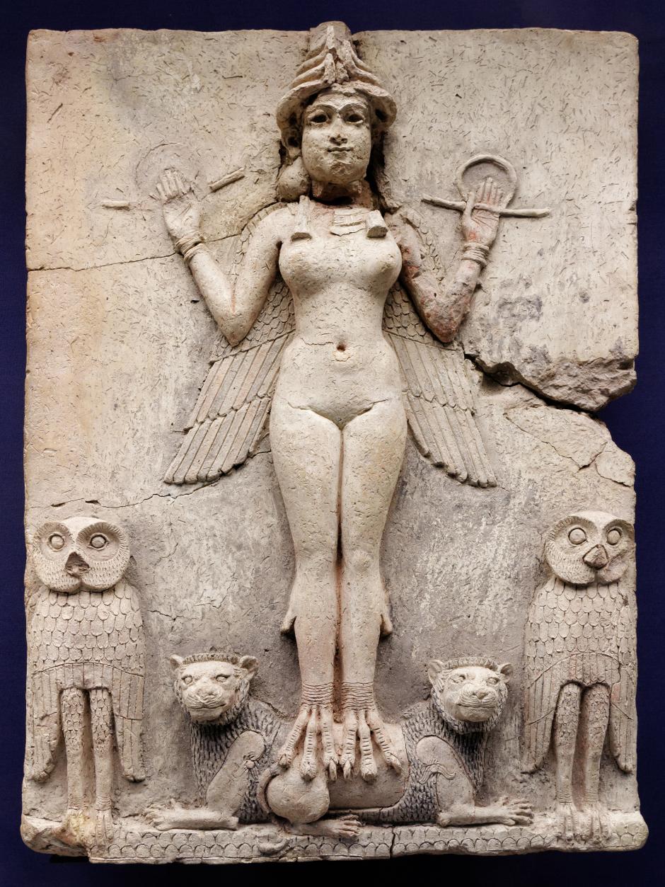 La diosa mesopotámica Ishtar, Reina de la Noche (c. 1750 a. C.)