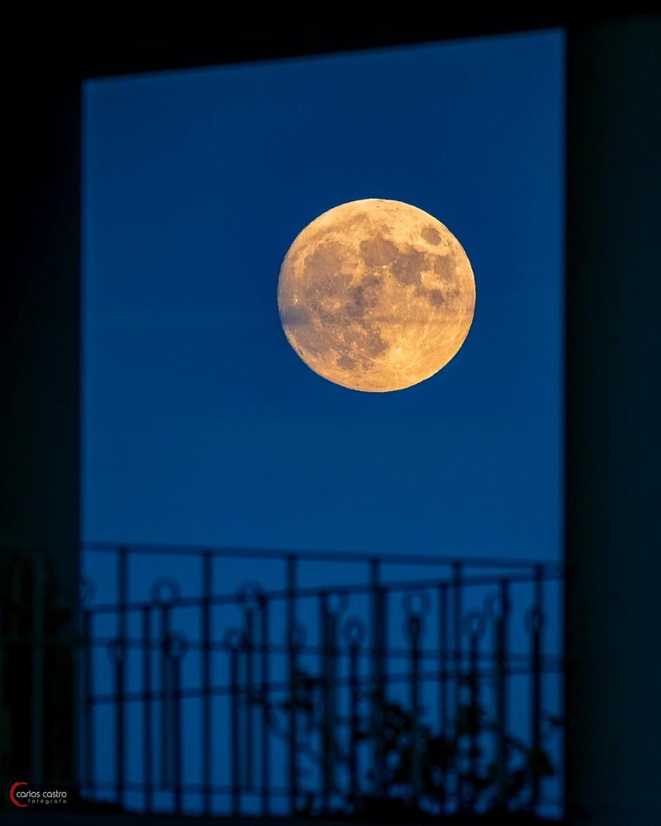 Luna llena desde Torre del Mar, Málaga