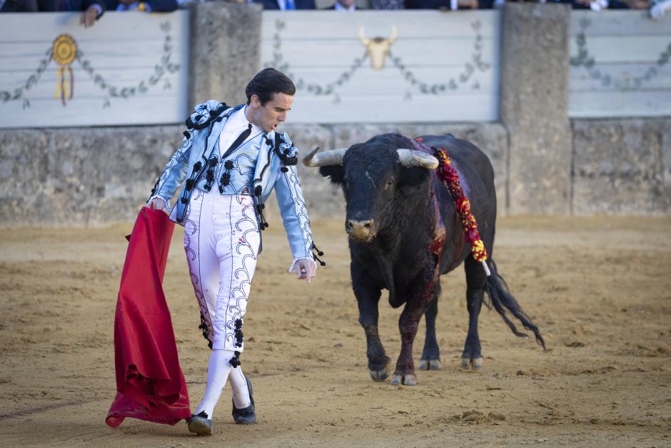 El torero Juan Ortega durante la 65 edición de la corrida Goyesca de Ronda perteneciente a la Feria de Pedro Romero 2022 en Ronda