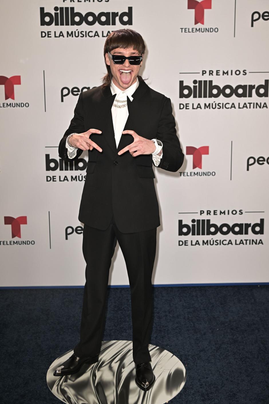 Peso Pluma en los 2023 Billboard Latin Music Awards