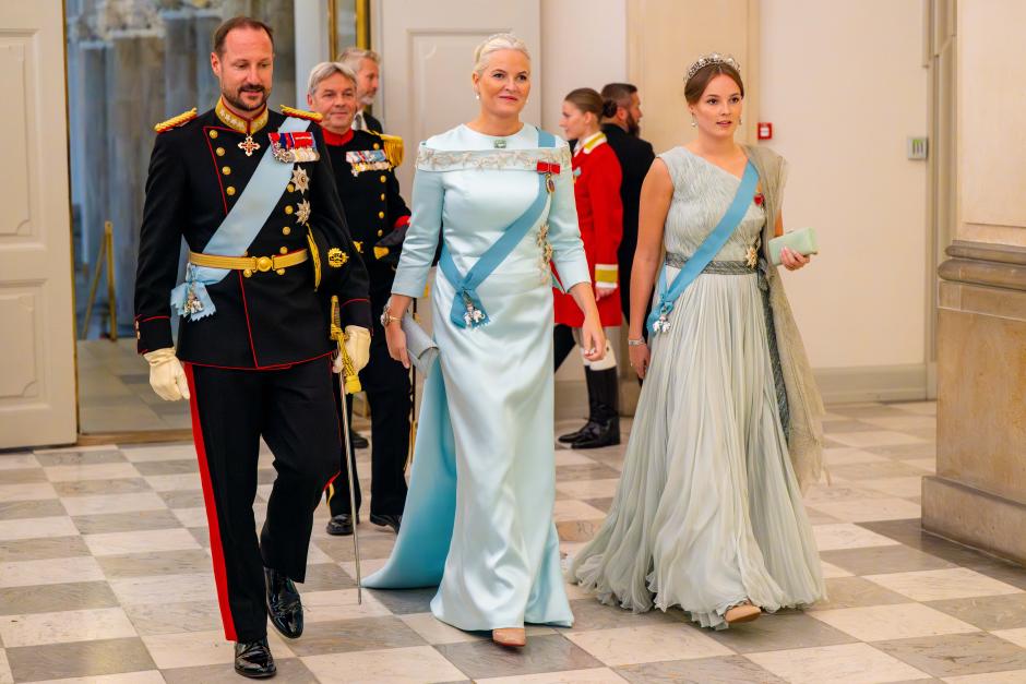 Point de Vue Out
Mandatory Credit: Photo by Shutterstock (14150751ji)
Crown Prince Haakon and Crown Princess Mette-Marit of Norway with Princess Ingrid Alexandra during a gala dinner on the occasion of the 18th birthday celebrations of the Danish Prince at Christiansborg Palace in Copenhagen, Denmark.
Prince Christian of Denmark celebrates 18th birthday, Copenhagen, Denmark - 15 Okt 2023