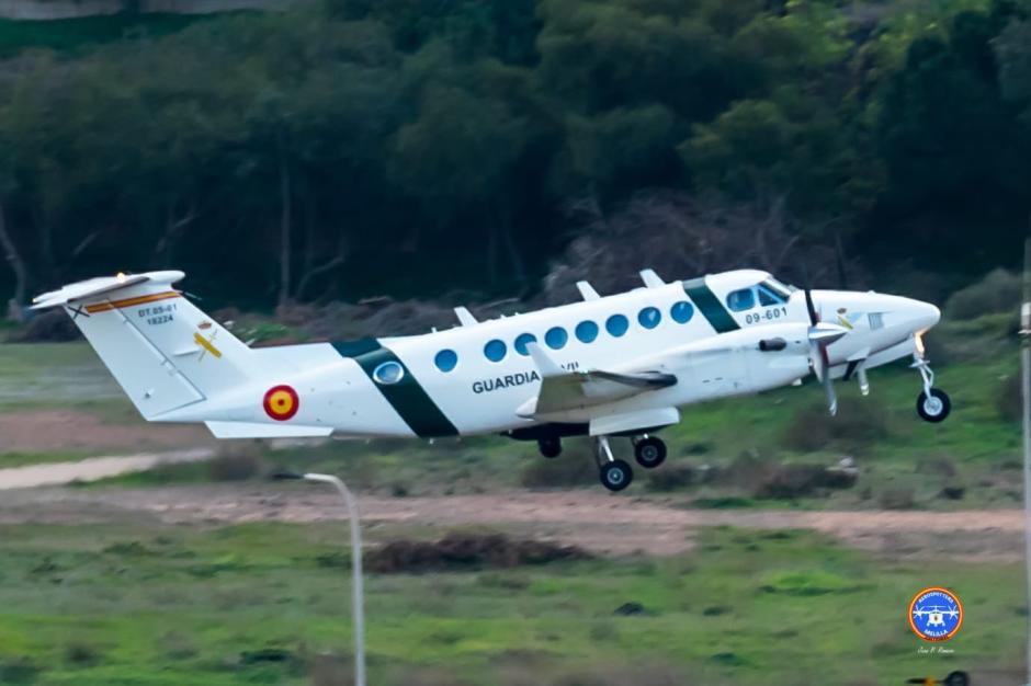 Super King Air B350i despegando del aeropuerto de Melilla