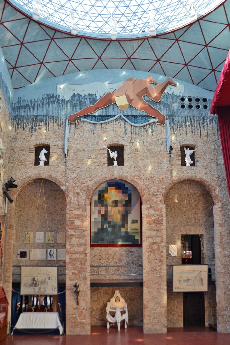 Elemento de la cúpula-escenario del Teatro-Museo Dalí de Figueras