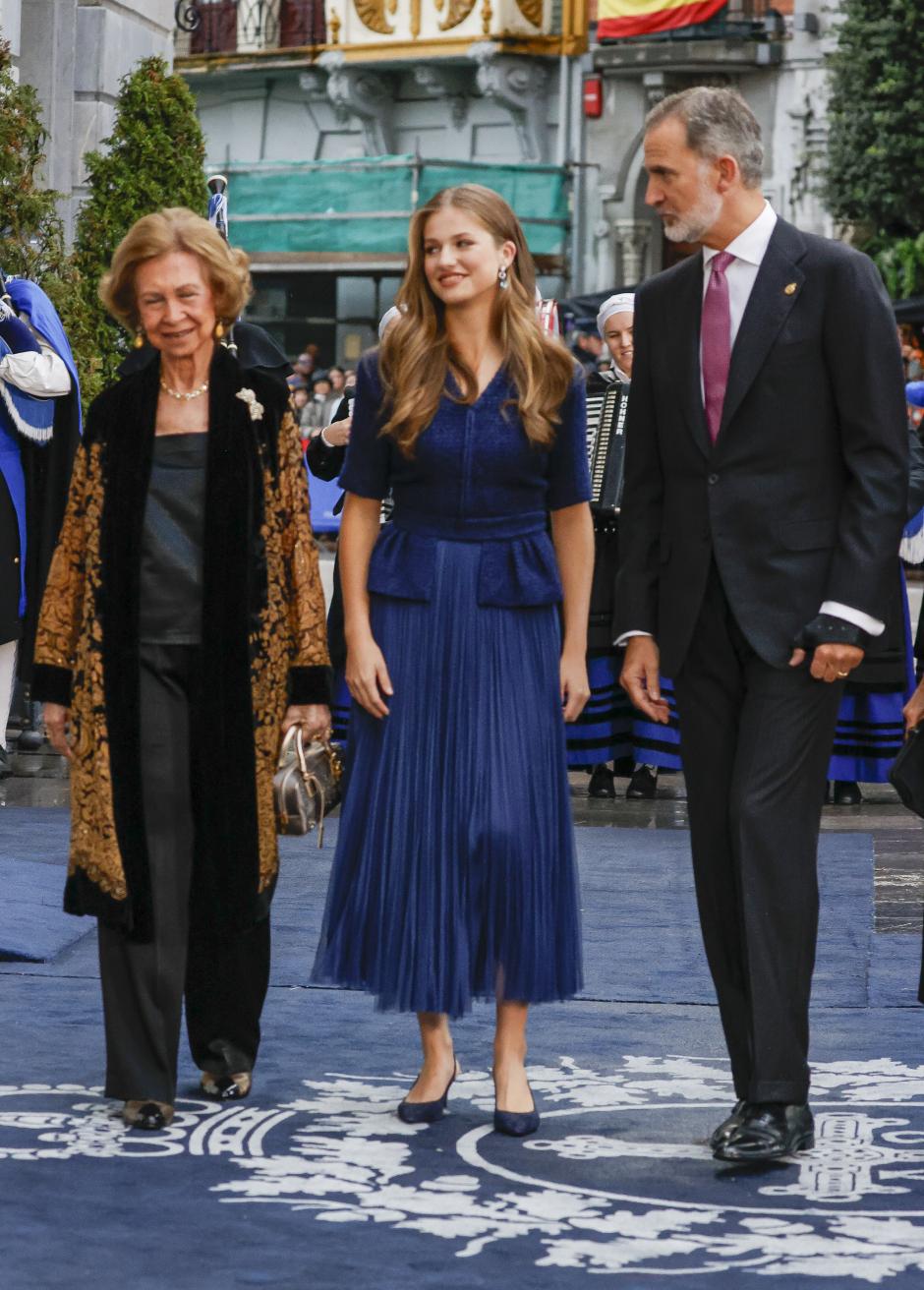 Spanish King Felipe and Leonor de Borbon with Sofia de Borbon during the Princess of Asturias Awards 2023 in Oviedo, on Friday 20 October 2023.