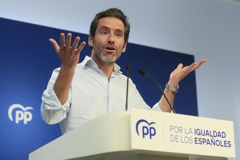 - El vicesecretario del Partido Popular (PP), Borja Sémper, ofrece una rueda de prensa