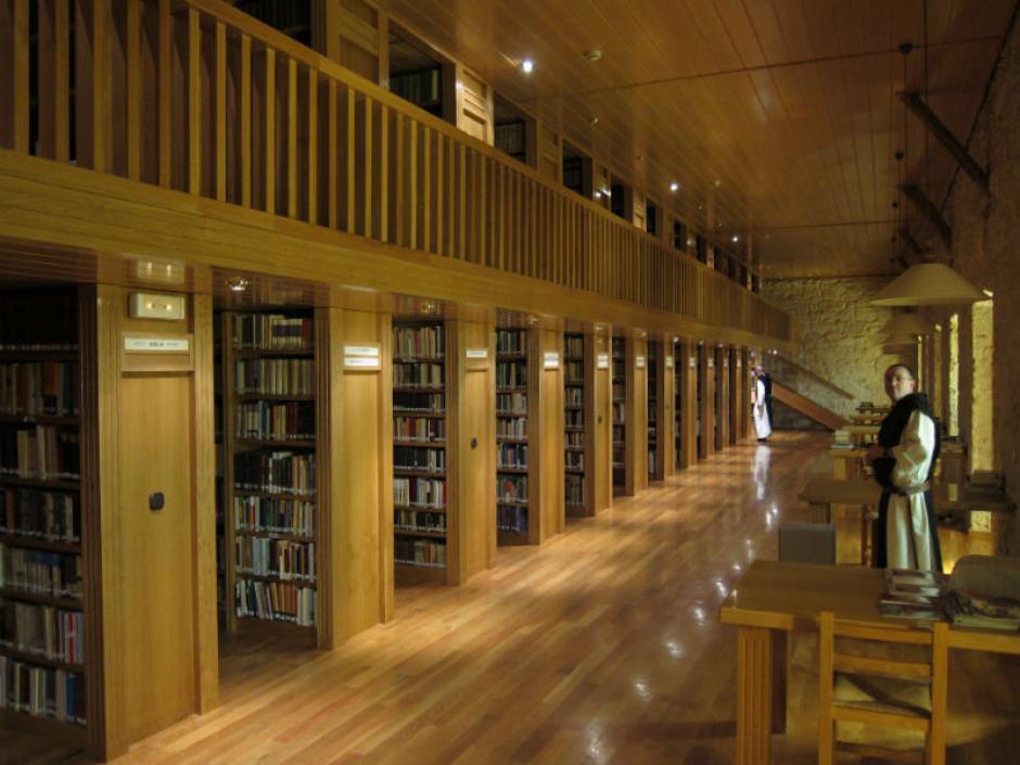 La biblioteca de San Isidro de Dueñas
