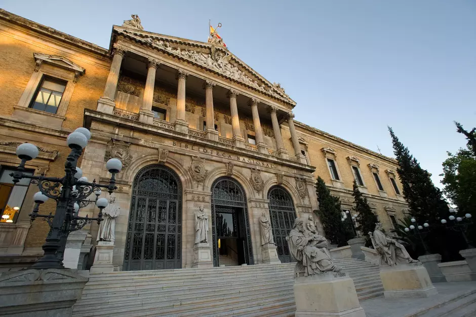 La Biblioteca Nacional de España, en el Paseo Recoletos de Madrid