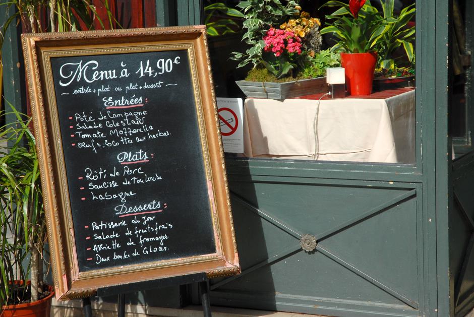 Gastro
El Gobierno de Francia obligará a los restaurantes a especificar en sus cartas los platos que ofrecen pero no cocinan