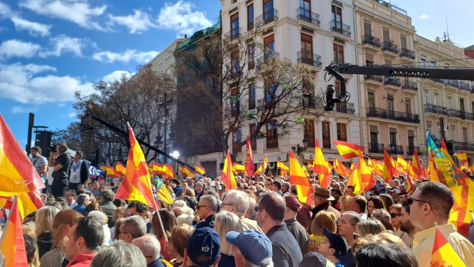Asistentes al acto por la igualdad de los españoles