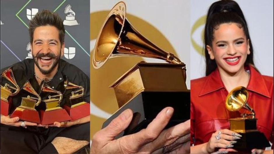 Camilo con sus Latin Grammy y Rosalía con sus Grammy. Se aprecia la diferencia en el color de la peana