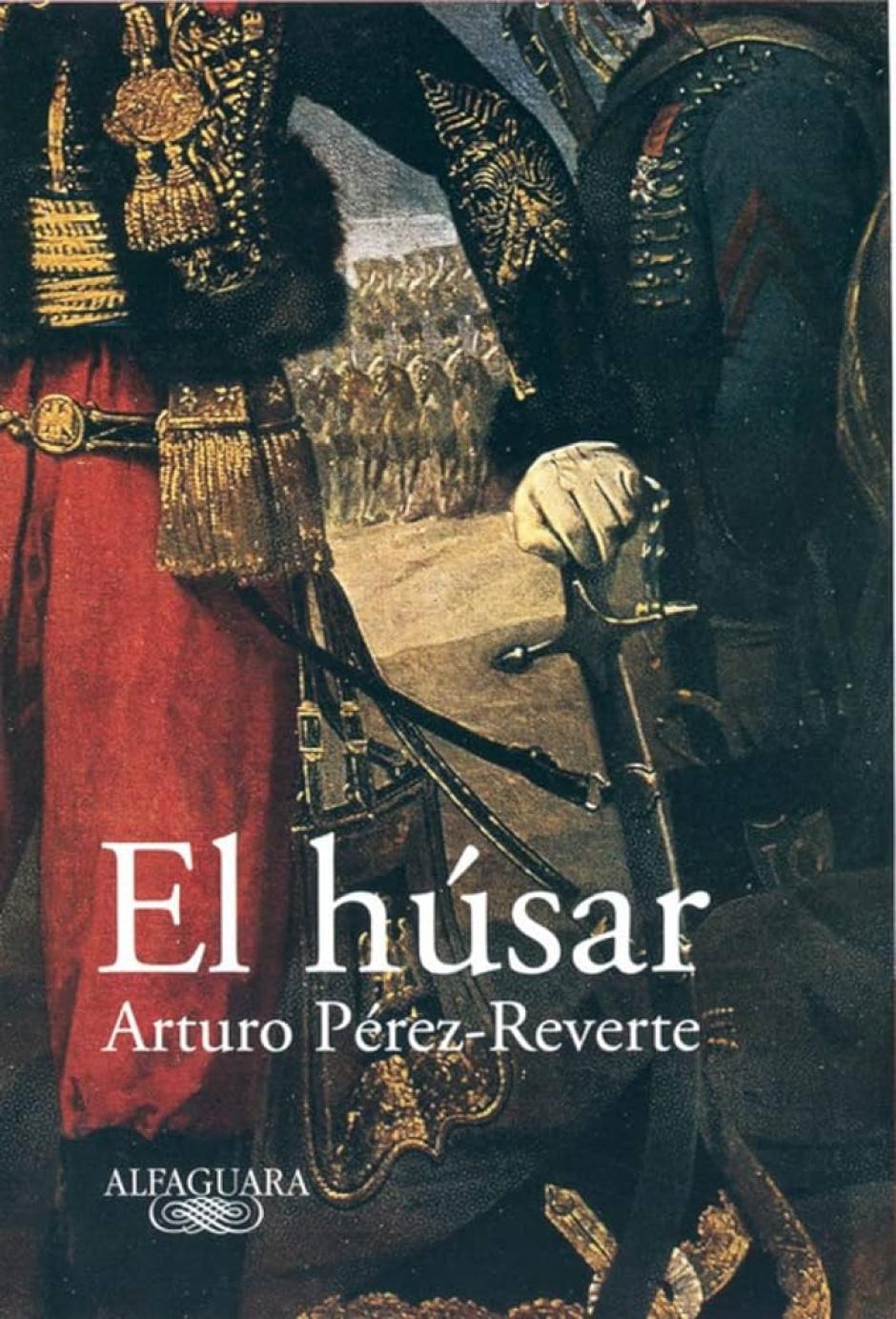 Los 5 mejores libros de Arturo Pérez-Reverte para regalar por Navidad a un  amante de las novelas