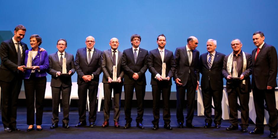 Carles Puigdmemont en la entrega de premios donde homenajeó a Pere Mir