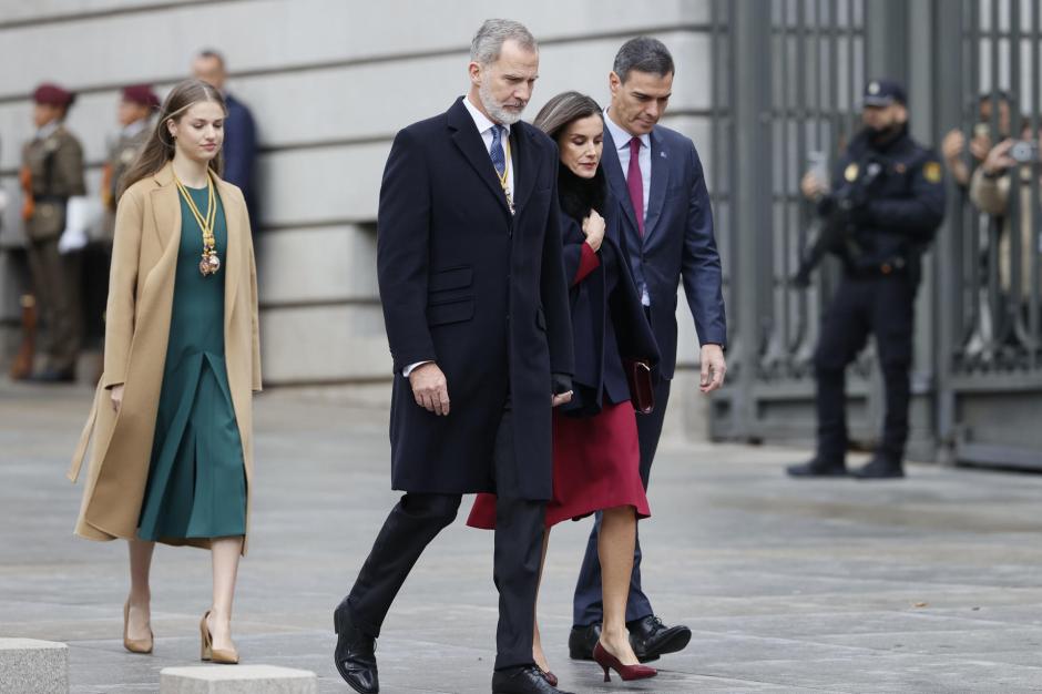 Los Reyes, la Princesa de Asturias y el presidente del Gobierno llegan al Congreso