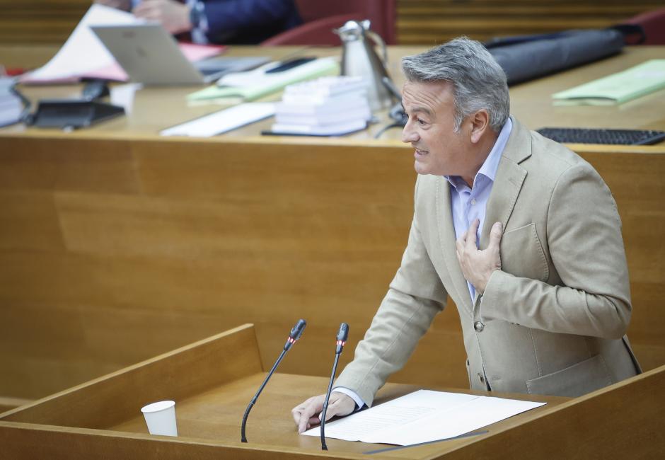 El diputado del PSPV-PSOE José Chulvi, en las Cortes Valencianas