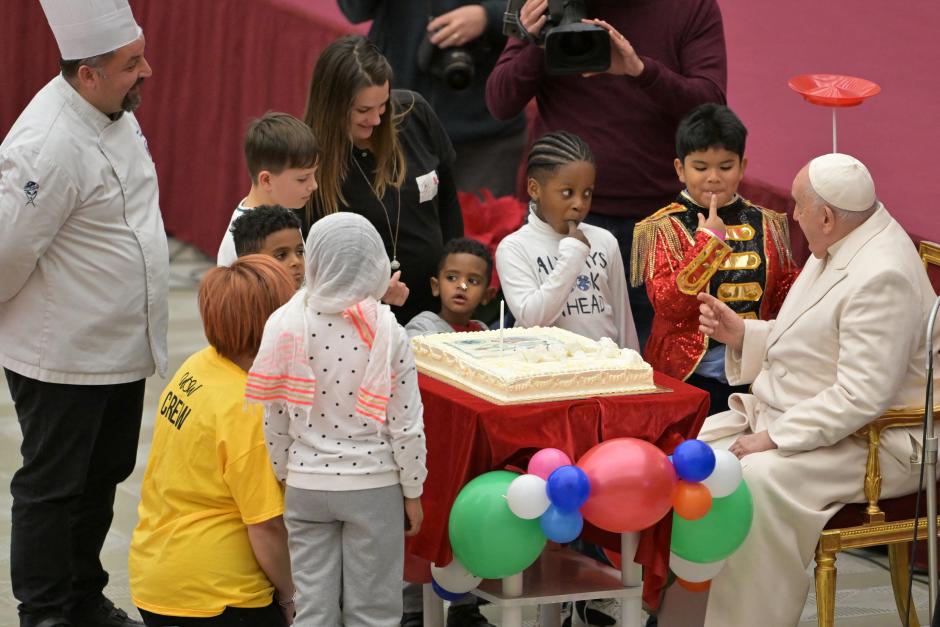 La tarta de cumpleaños del Papa Francisco