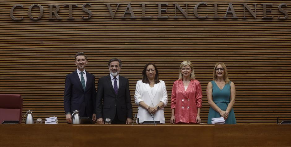 La elección de los miembros de la Mesa de las Cortes supuso el primer choque entre el PSPV-PSOE y Compromís