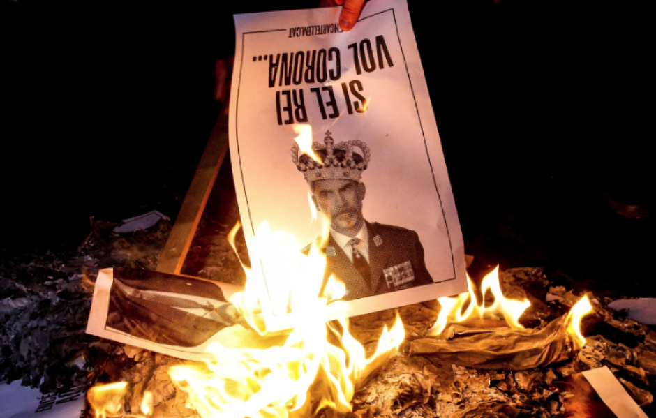 La quema de imágenes del Rey Felipe VI que la izquierda no condenó