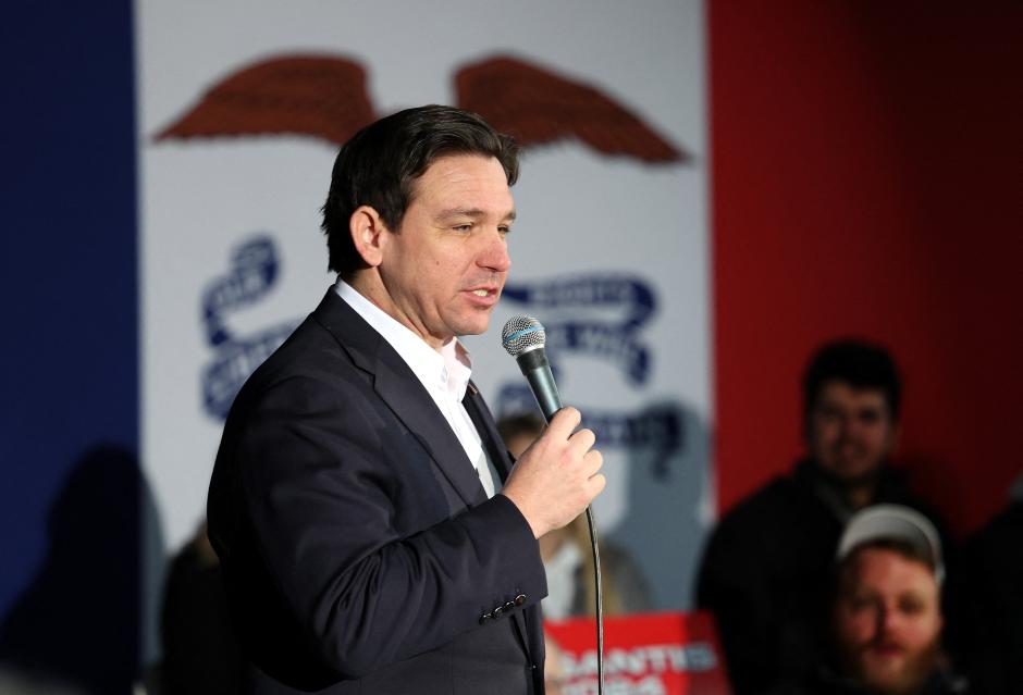 Ron DeSantis, aspirante republicano a la Casa Blanca en un acto en Iowa