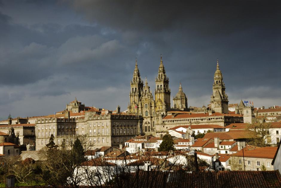 Vista de la catedral sobre la ciudad de Santiago