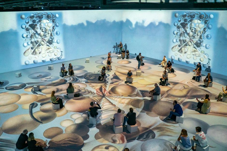 Exposición inmersiva ''Dalí Cibernético', expuesta en el Centro de Artes Digitales Ideal de Barcelona