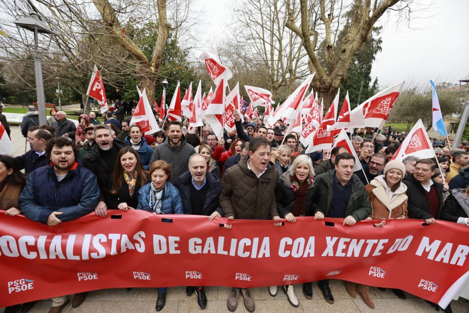 El candidato socialista a la presidencia de la Xunta de Galicia, José Ramón Gómez Besteiro en la protesta