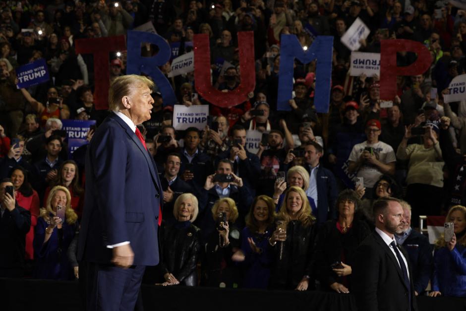 El expresidente de EE.UU. y aspirante a la presidencia de 2024, Donald Trump durante un acto de campaña