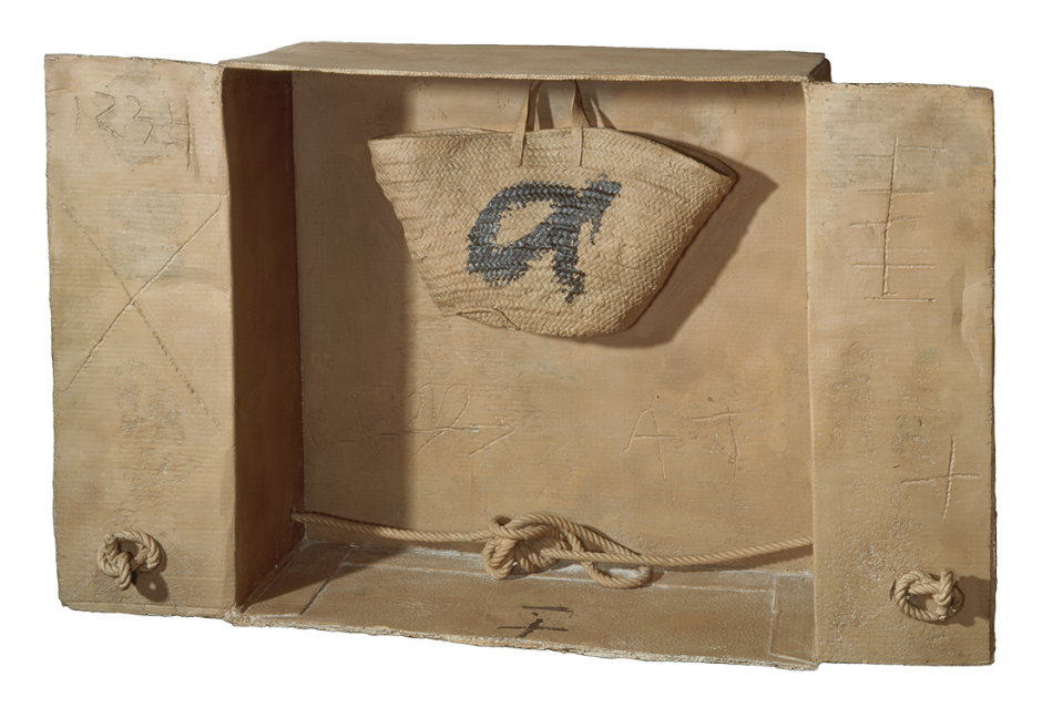 Caixa amb cistella | Caja con cesta | Box with Basket
1999

Bronce pintado | Painted bronze
83 x 131 x 42 cm
Ejemplar único fundido en la Fundición Barberí, Ruidellots.