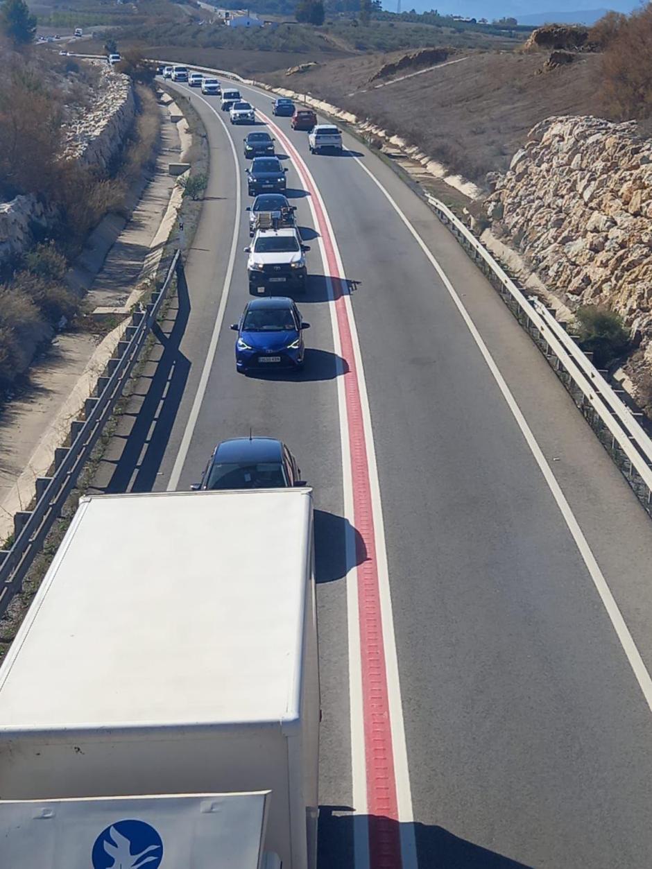 La carretera lleva