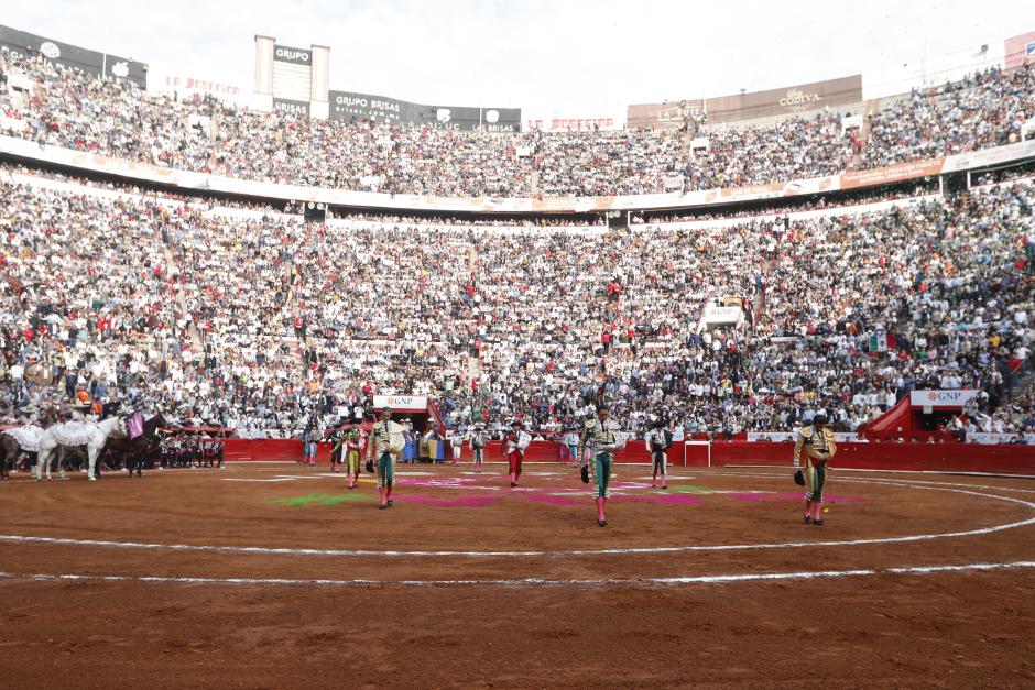 MEX7154. CIUDAD DE MÉXICO (MÉXICO), 28/01/2024.- Fotografía de la Plaza de Toros México, durante una corrida hoy, en Ciudad de México (México). EFE/ Mario Guzmán