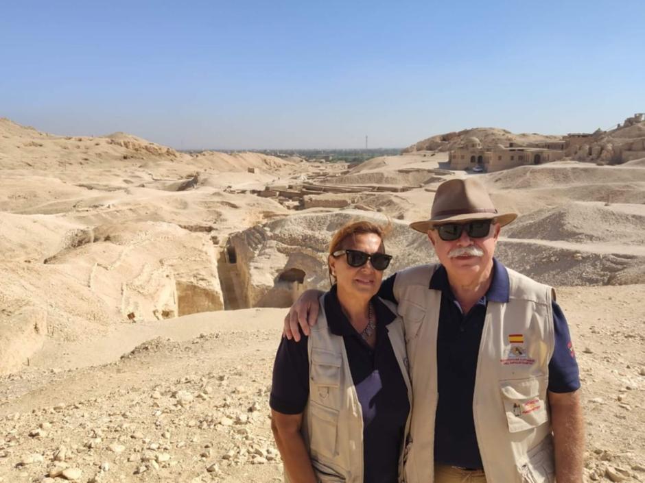 Teresa Bedman y Francisco J. Martín-Valentín, directores de la Misión Arqueológica Española del Instituto de Estudios del Antiguo Egipto