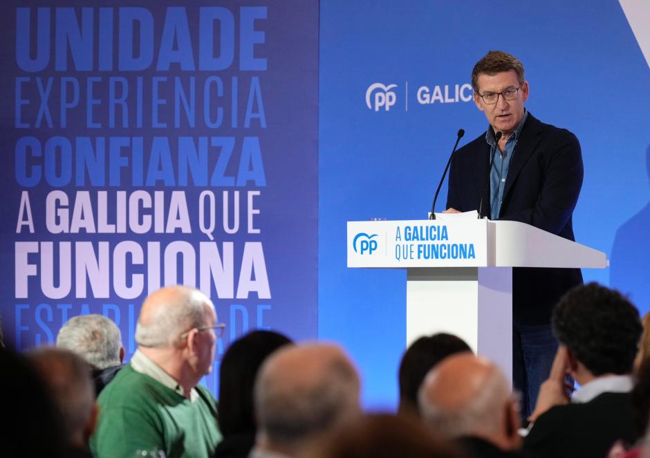 El líder del PP, Alberto Núñez Feijóo, durante un acto en Sarria (Lugo)
