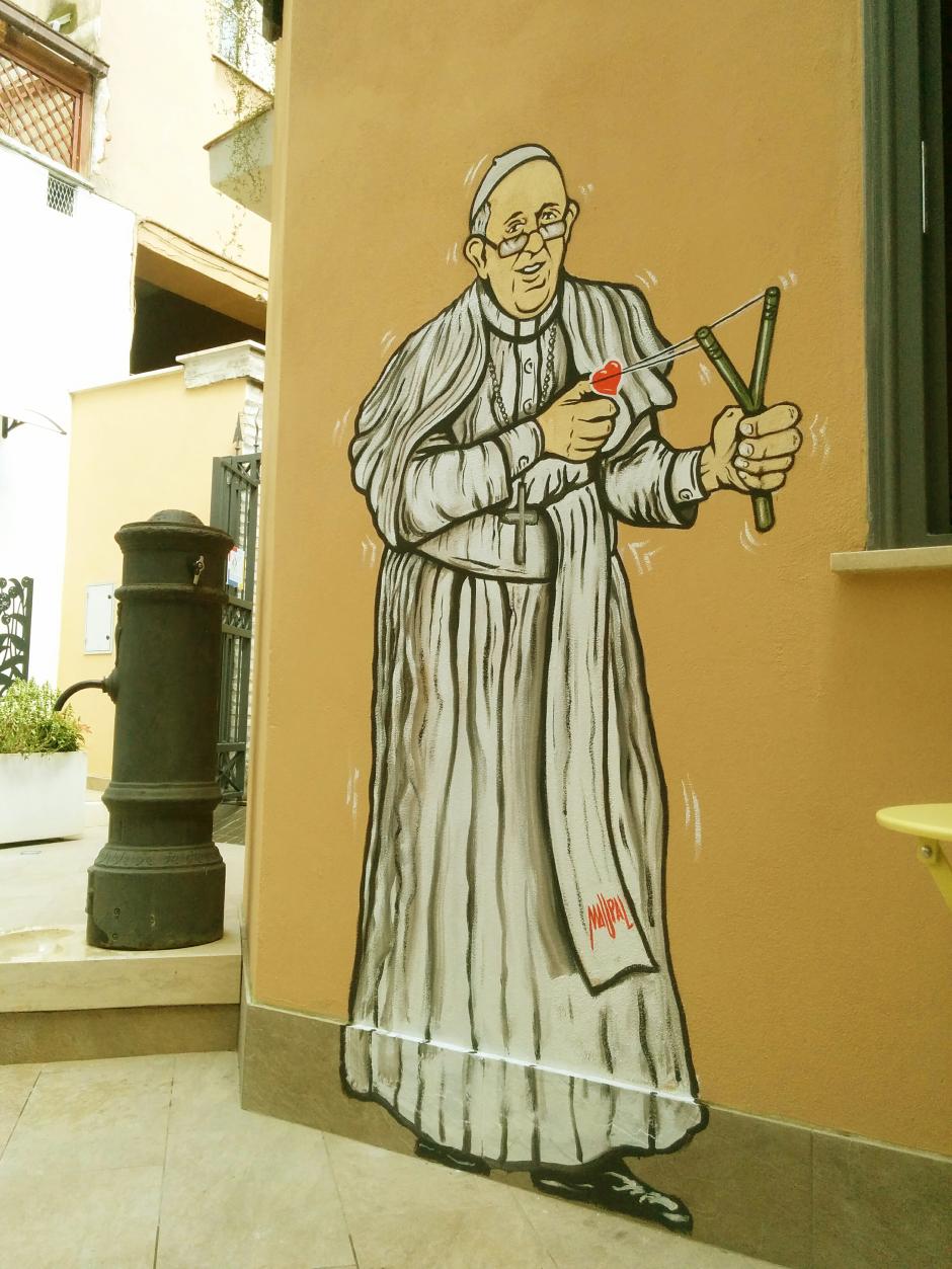 Pope and Love, en la Vía del Falco, Roma