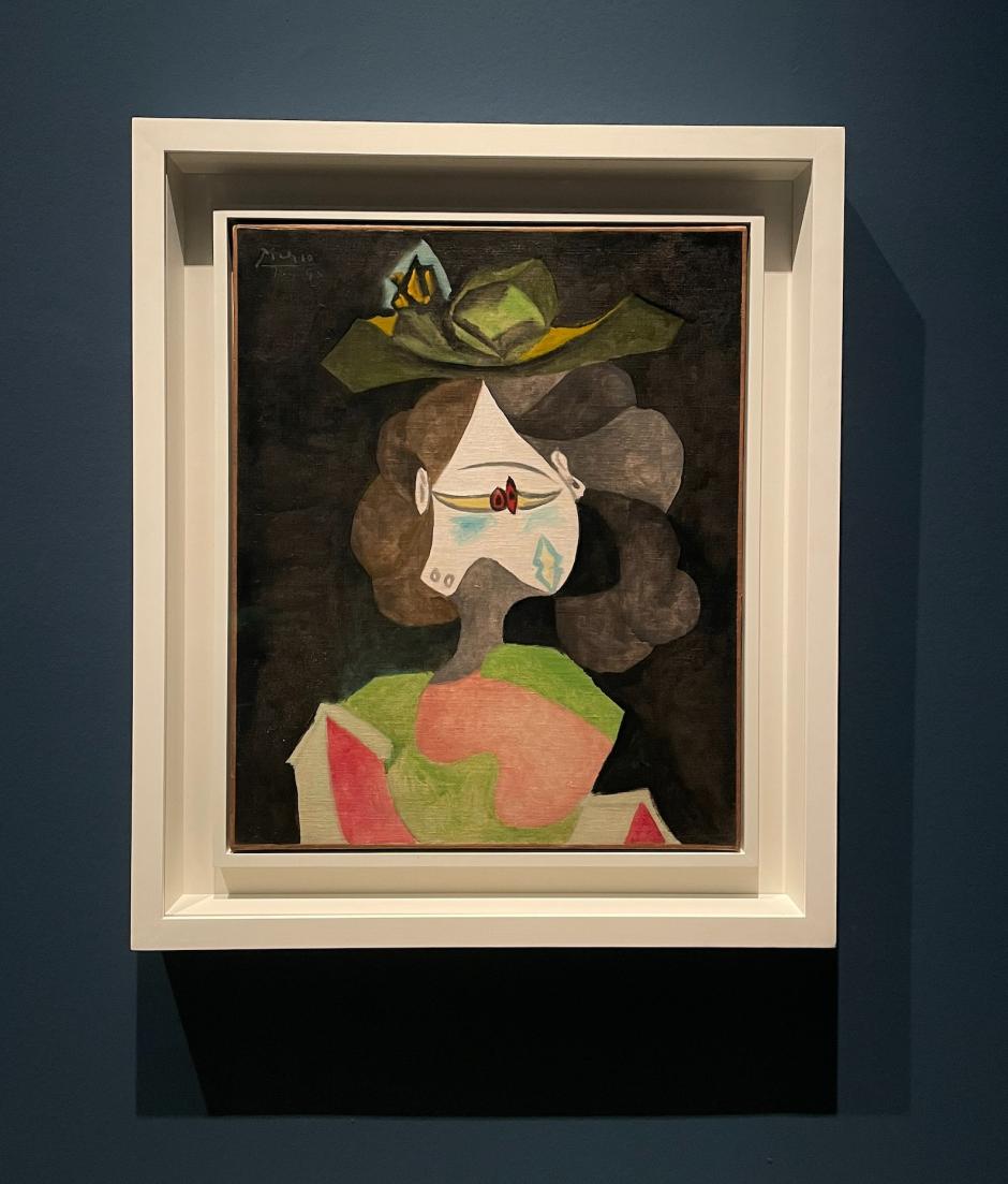 Obra El sombrero de flores de Pablo Picasso