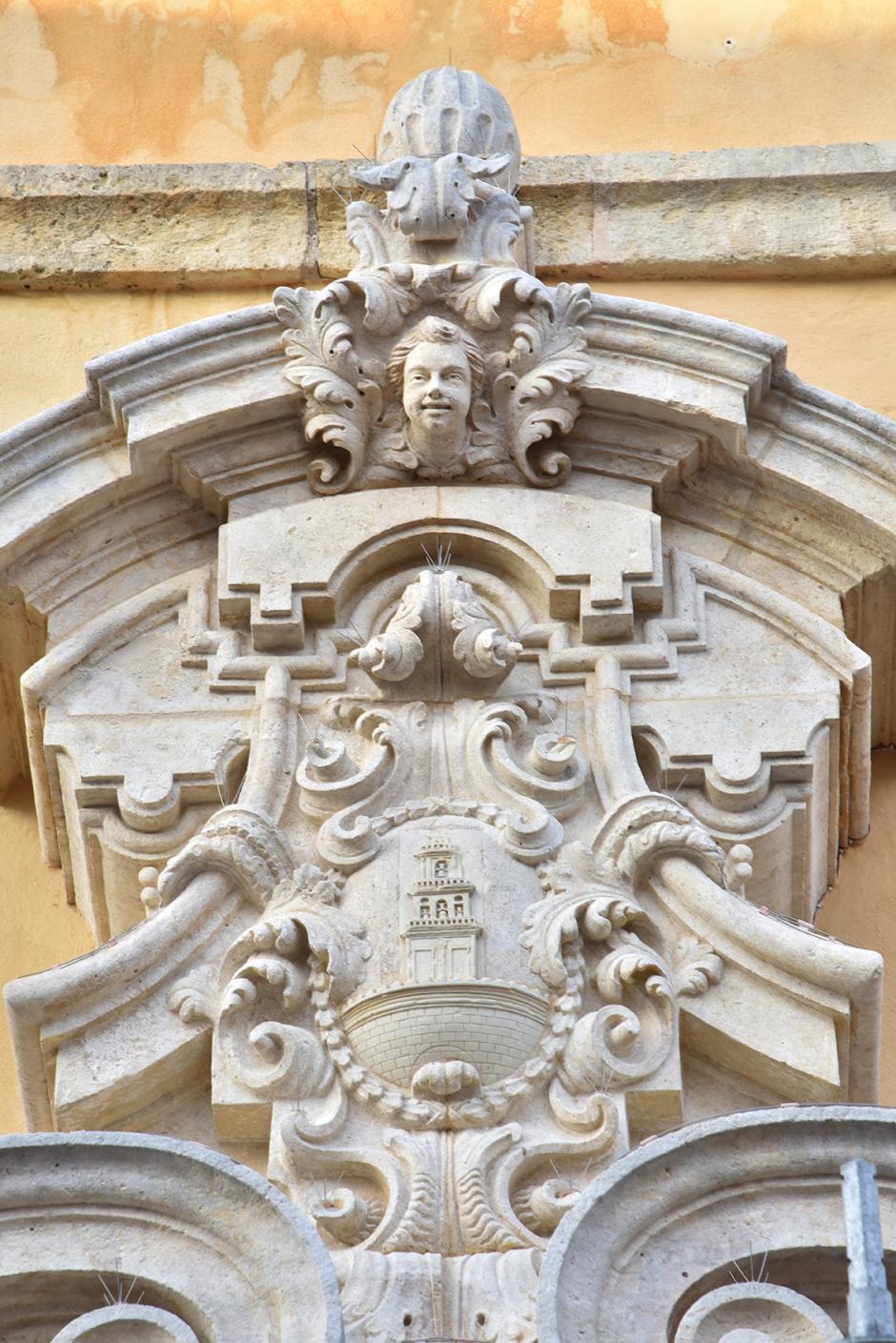 Detalle de la puerta de la Grada Redonda ya restaurada