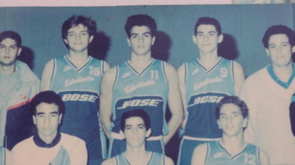 Pedro Sánchez, en sus inicios como jugador de baloncesto