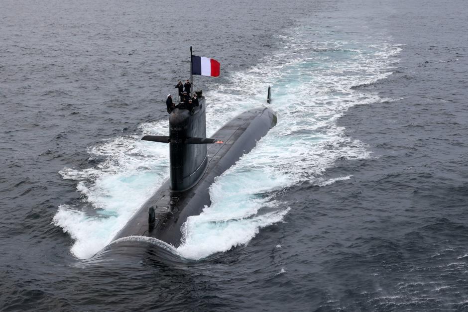 El submarino francés Améthyste en las gélidas aguas árticas durante Nordic Response