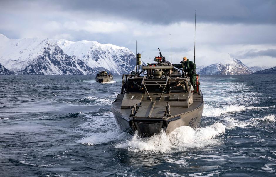 Un momento de una compleja operación anfibia en aguas árticas en Steadfast Defender