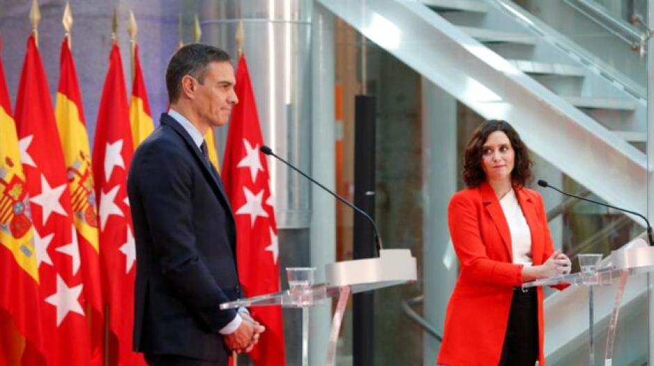 El presidente del Gobierno, Pedro Sánchez, y la presidenta de la Comunidad de Madrid, Isabel Díaz Ayuso